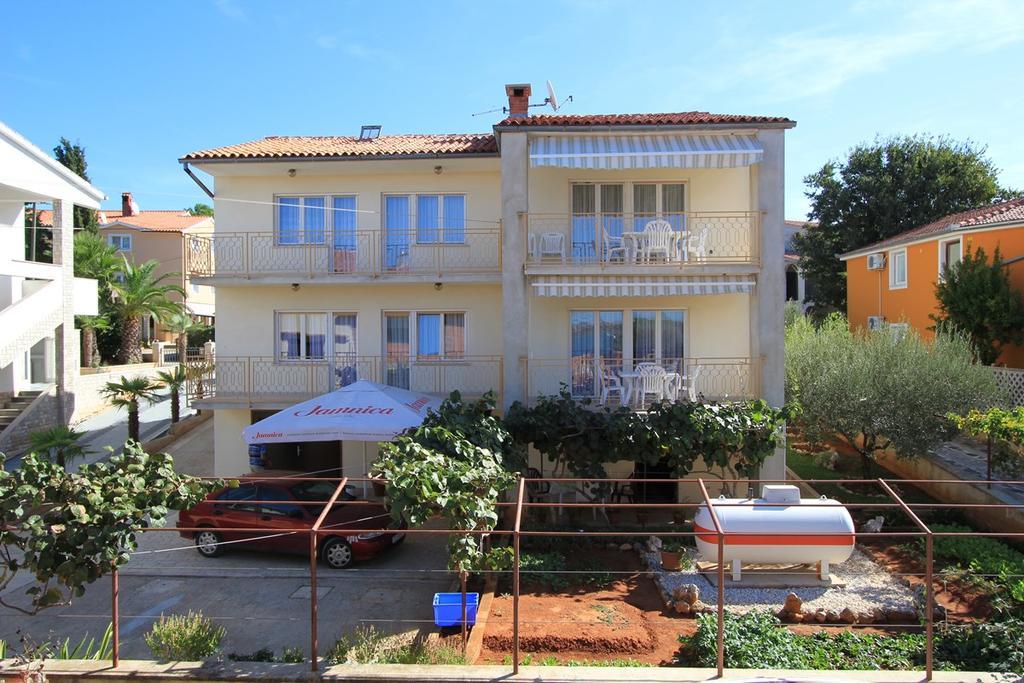 Apartments Orlic Medulin Buitenkant foto